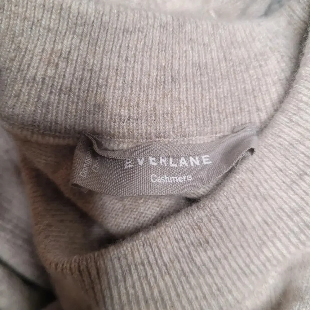 4pc CASHMERE Sweaters Tops Lot Crafts Cutter Flaws Holes Upcycle Fabric DIY‎